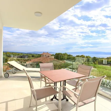 Apartment Helines*****